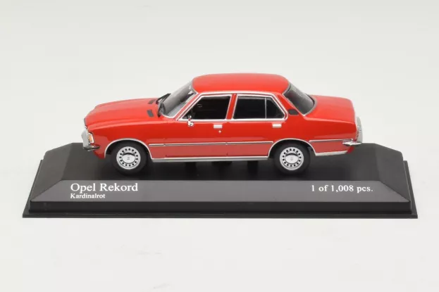 Minichamps Opel Rekord D 4-door 1975 1:43 400044004